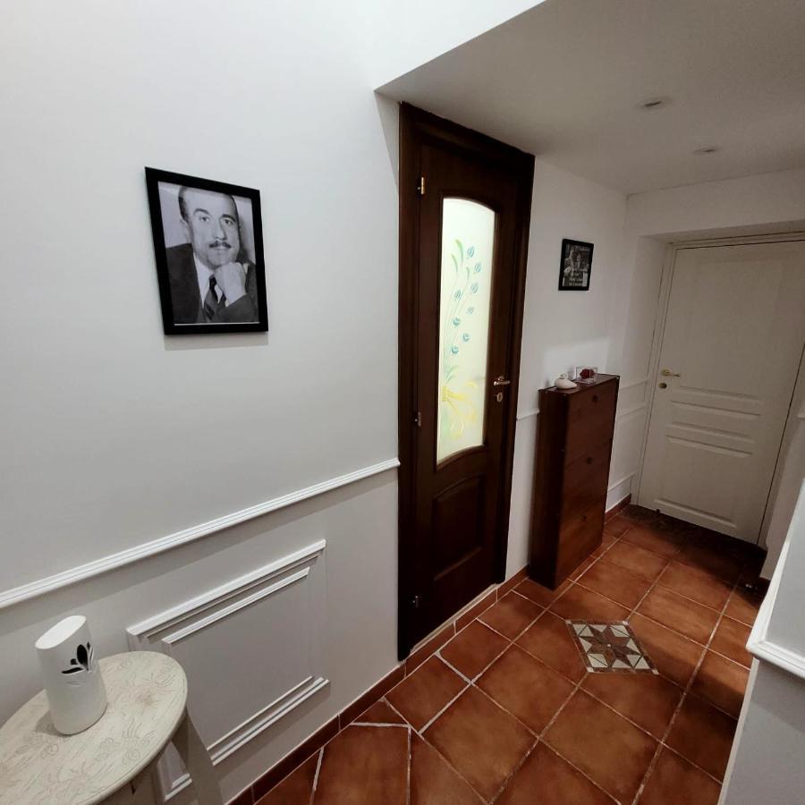 Perry Home Napoli Bagian luar foto